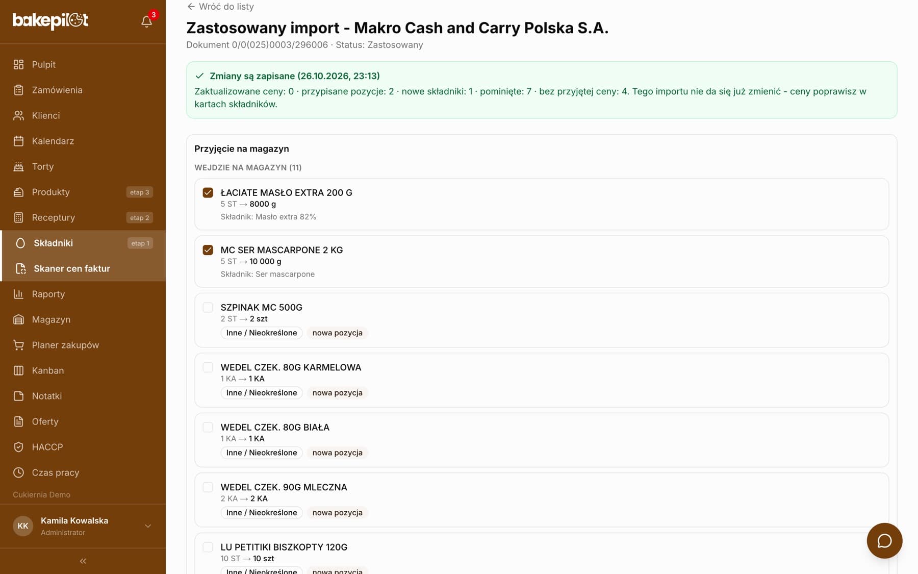 Podgląd Przyjęcie na magazyn na zatwierdzonej fakturze: grupa Wejdzie na magazyn z zaznaczonym masłem 5 ST przeliczonym na 8000 g i mascarpone 5 ST na 10 000 g, niżej odznaczone pozycje Inne / Nieokreślone z oznaczeniem nowa pozycja
